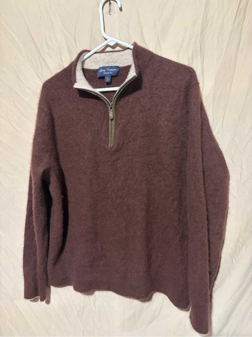 Luxury cashmere cremieux